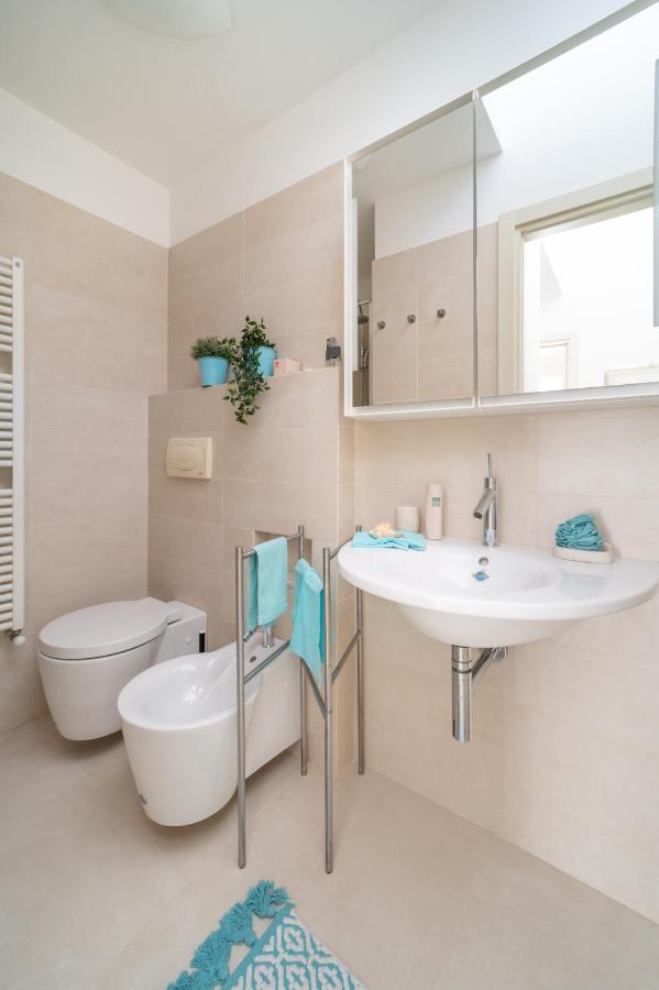 Residenza Ore Felici Lignano Sabbiadoro Exteriör bild
