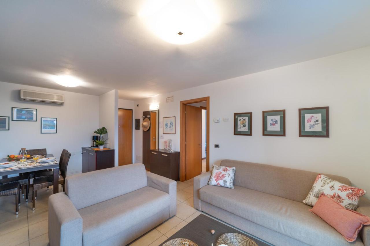 Residenza Ore Felici Lignano Sabbiadoro Exteriör bild