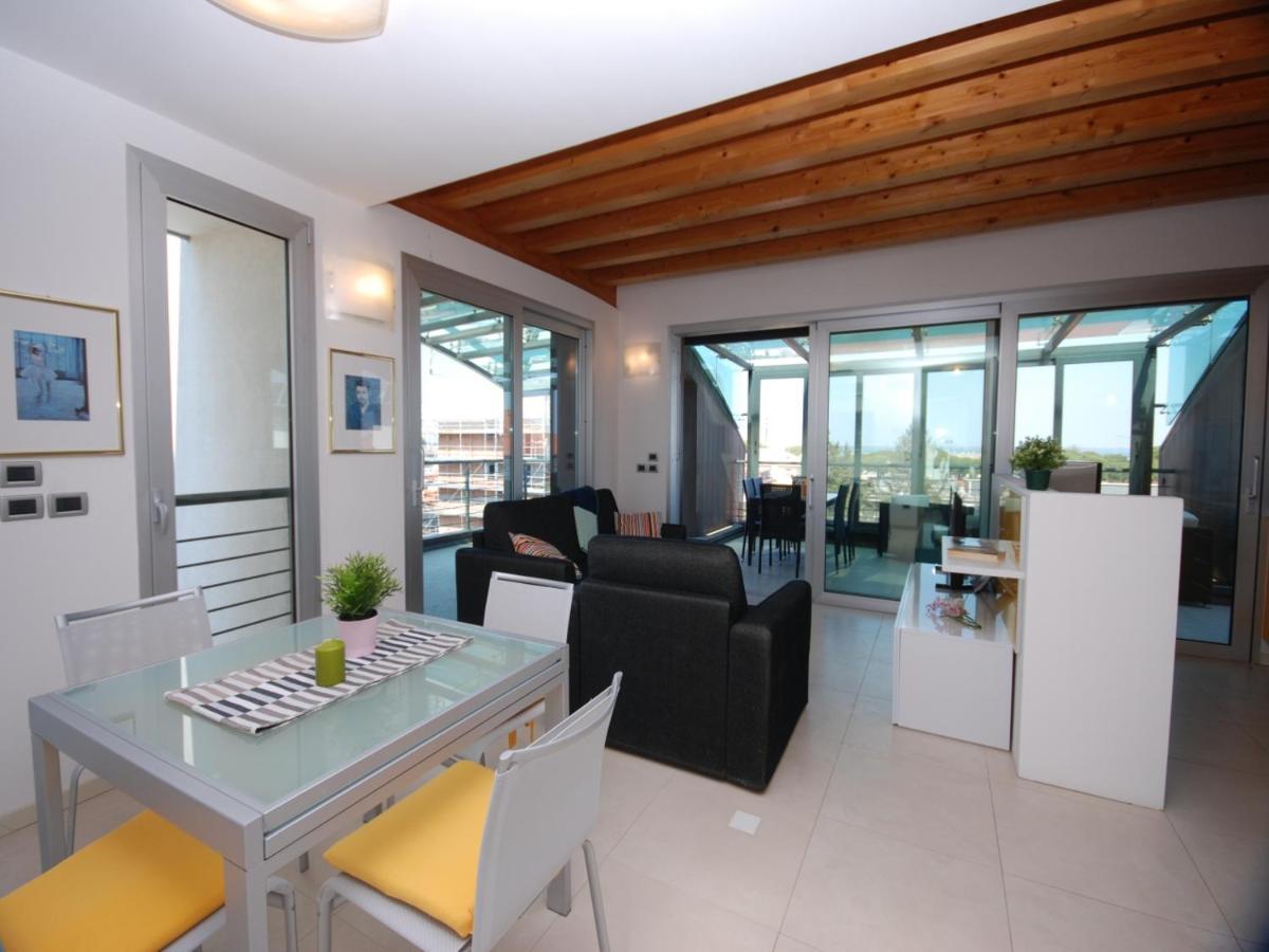 Residenza Ore Felici Lignano Sabbiadoro Exteriör bild